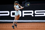 Paula Badosa se retira entre lágrimas ante Sabalenka en Stuttgart y está al borde del abismo en el ranking WTA