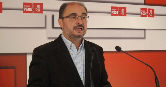 El PSOE abrirá expediente a Javier Lambán por no votar la ley de amnistía en el Senado