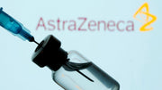 Los posibles efectos secundarios de la vacuna COVID que AstraZeneca ha admitido en un tribunal médico